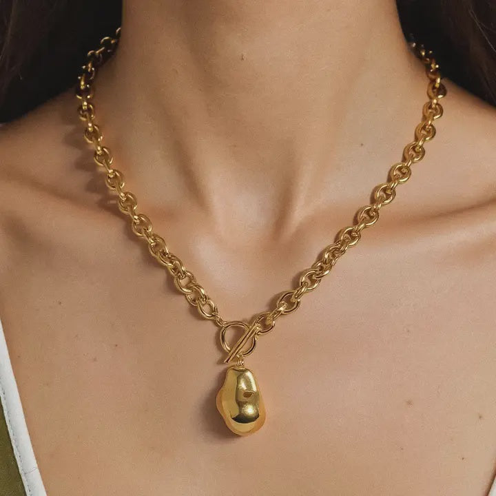 Large pearl chain Necklace