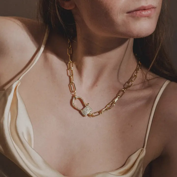 18kt gold  layering chain with lock